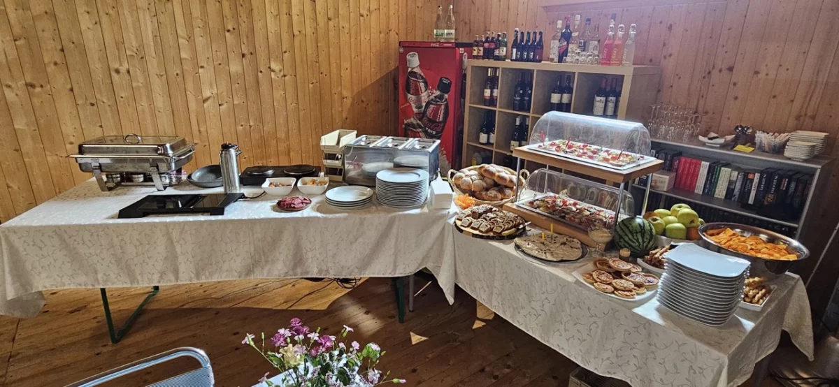 Buffet et restauration sur place au Miramont